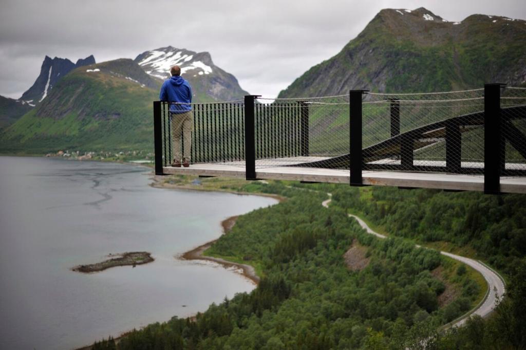 Senja Hotell Finnsnes Exterior foto